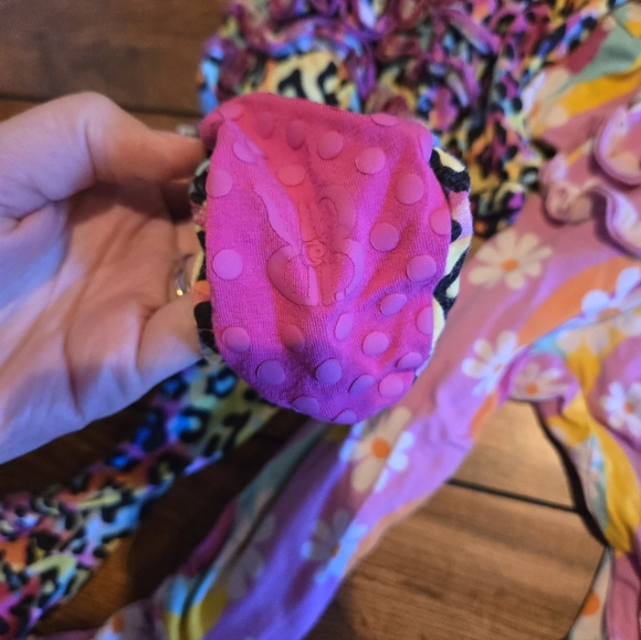 Bums & Roses Ruffle Butt Sleepers - Picture 8 of 8